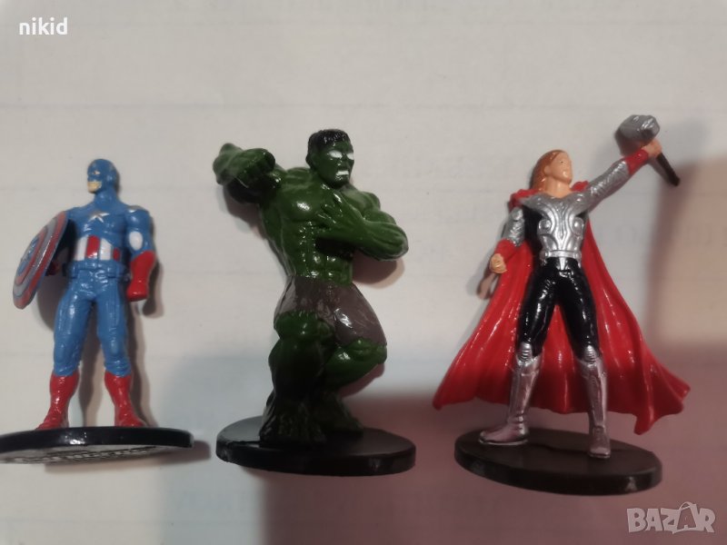 Avengers Отмъстителите герои Авенджърс Хълк Капитан Америка Тор пластмасова фигурка Фигурки торта, снимка 1