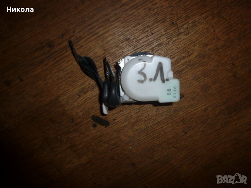 Заден ляв колан Пежо 107/тойота айго, снимка 1