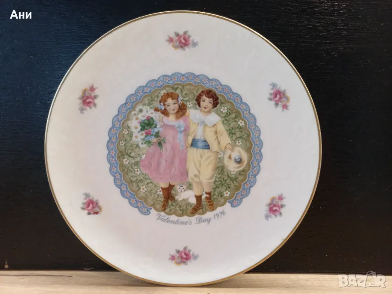 Декоративна чиния на ROYAL DOULTON, снимка 1