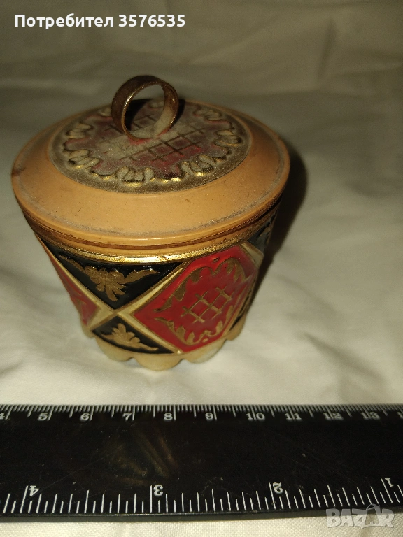 Продавам дървена кутия - захарница., снимка 1