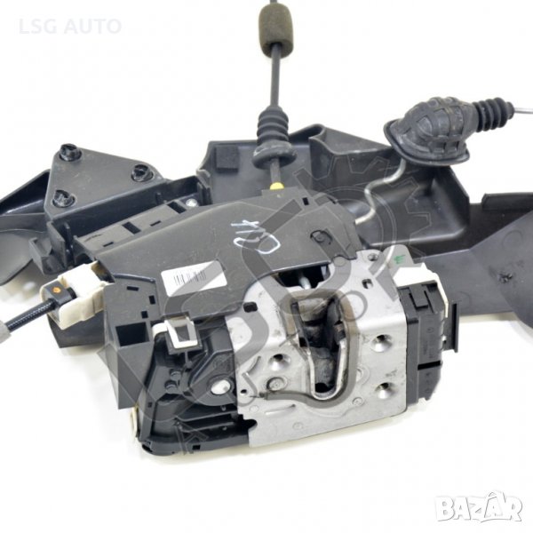 Брава предна дясна врата Mercedes-Benz C-Class 204 (W/S/C) 2007-2014 MB070620N-154, снимка 1