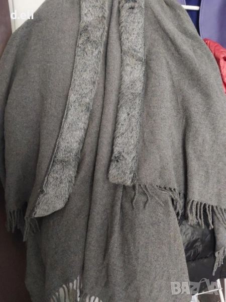 Голям шал от 100% Вълна и Kashgari. Коприна, Вълна. Голямо парче плат 250/100 см., снимка 1