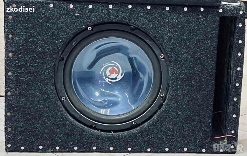 Бас туба Kenwood с усилвател Thunder, снимка 1