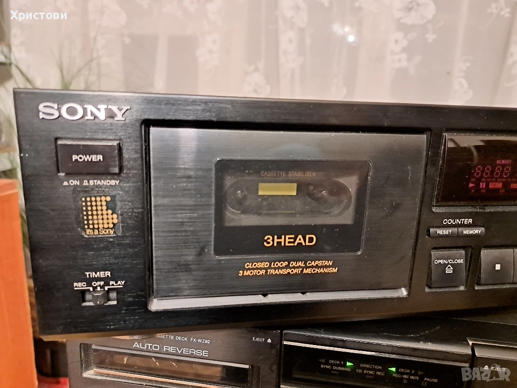 Продавам много запазен триглав дек Sony TC-K 670, снимка 1