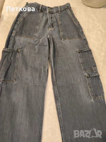 Дамски черни дънки от  Bershka , снимка 2 - Дънки - 55805295