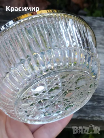 Кристална купа с капак, снимка 5 - Антикварни и старинни предмети - 48050441
