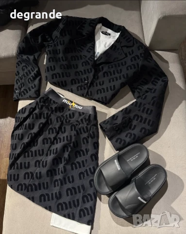 Дамски сет от три части MiuMiu ВИДЕО НА МОДЕЛА, снимка 2 - Комплекти - 51086870
