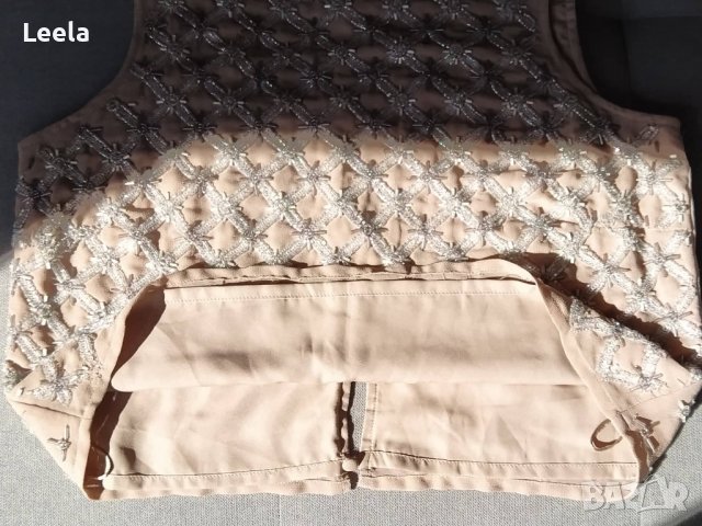 Топ от шифон и мъниста True Decadence, снимка 4 - Корсети, бюстиета, топове - 38192552