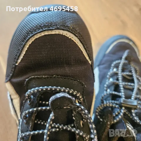 Детски боти Reebok размер 33 , снимка 4 - Детски обувки - 55769071