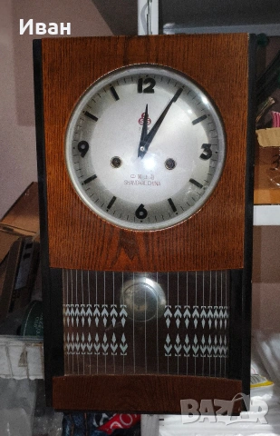 китайски стенен механичен часовник