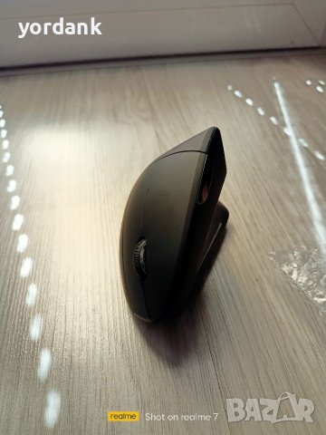 Вертикална ергономична безжична мишка, снимка 4 - Клавиатури и мишки - 40319691