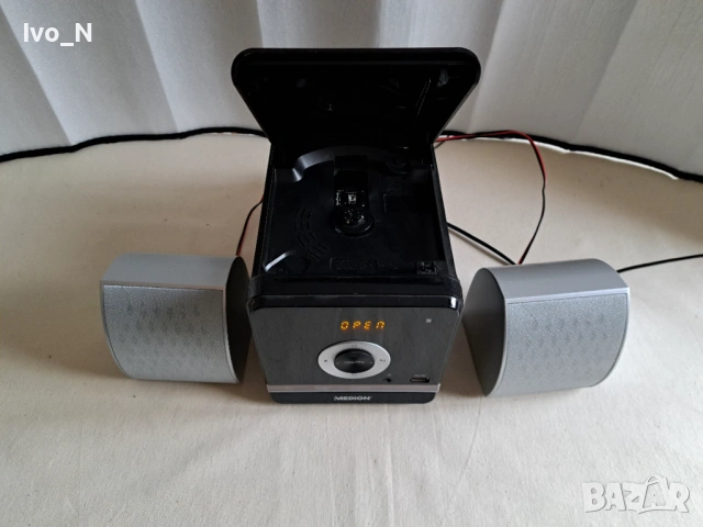 Микро аудиосистема Medion MD 84497 / FM радио/ CD/ MP3/ USB/., снимка 3 - Аудиосистеми - 53202789