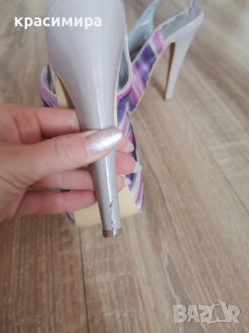 Сандали на висок ток, снимка 5 - Дамски обувки на ток - 44717137