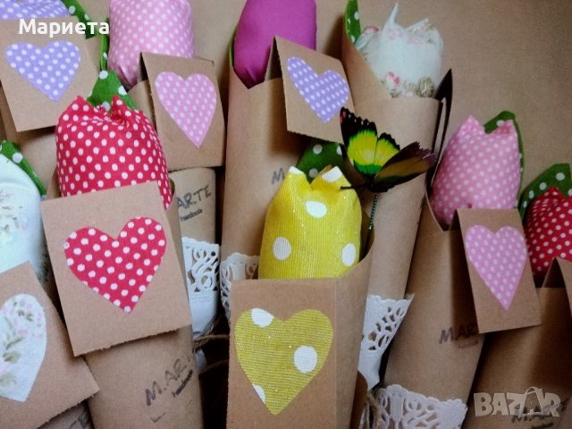 Текстилни Цветя Ръчна Изработка Текстилни Лалета Лалета от Плат , снимка 4 - Подаръци за жени - 42046909