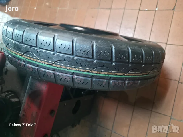 Патерица Hyundai Kona , снимка 2 - Гуми и джанти - 56523329