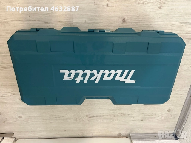 Makita GA9020R 230 мм / 2200 W – почти нов, използван само 3-4 пъти, снимка 6 - Куфари с инструменти - 52179836