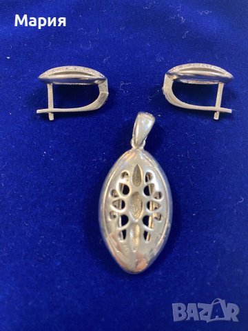 Комплект от обици и медальон Булгари/Bvlgari от сребро 925, снимка 2 - Бижутерийни комплекти - 40691561