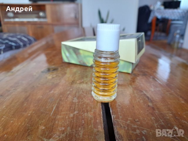 Стар парфюм Лесной Ландыш, снимка 5 - Други ценни предмети - 35404435