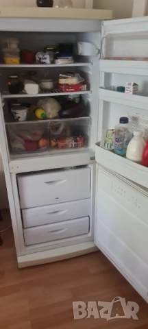 Хладилник с фризер Prolux, снимка 3 - Хладилници - 52694241