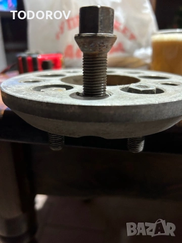 Фланци  от 5/100 към 5/112 мм., снимка 3 - Аксесоари и консумативи - 54132439