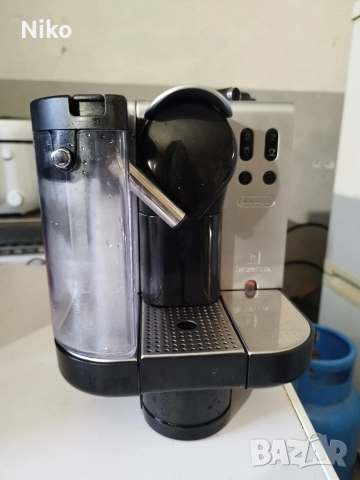 Кафемашина Delonghi Nespresso 