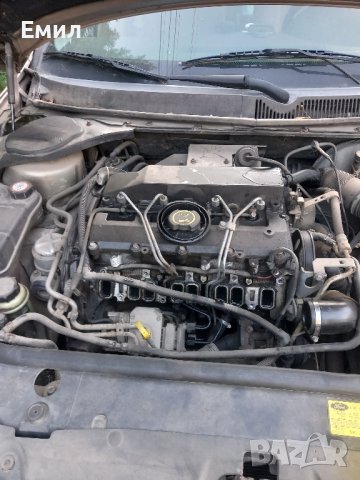 Форд Мондео 2.0 ТДДИ115кс, снимка 8 - Автомобили и джипове - 42859176