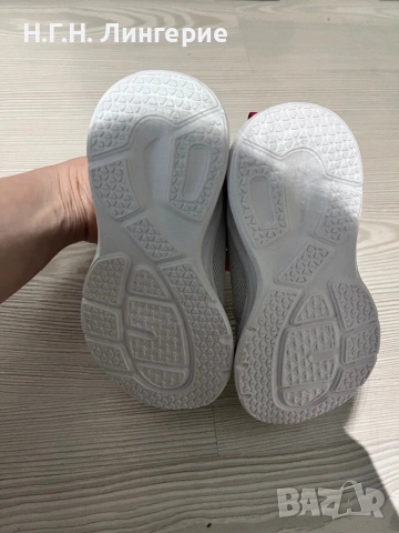 Маратонки Lc waikiki, снимка 3 - Детски маратонки - 54149980