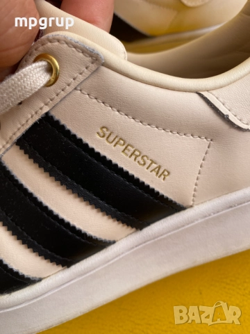 Продавам оригинални маратонки Adidas, снимка 5 - Маратонки - 52352665