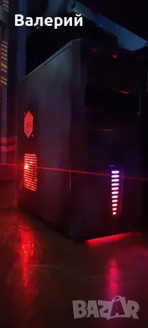 Надежден уникален кастъм компютър от Red Team за обучение и игри (Пълен Комплект), снимка 7 - Геймърски - 56047257