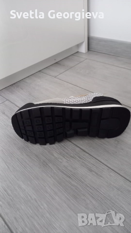 Обувки , снимка 4 - Дамски ежедневни обувки - 51952269