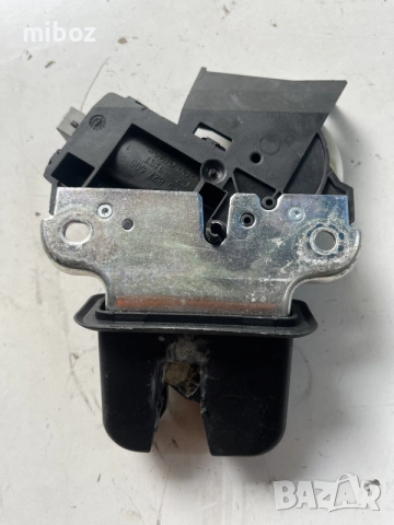 Брава багажник Фолксваген VW Audi Passat b6 b7, снимка 2 - Части - 56089780