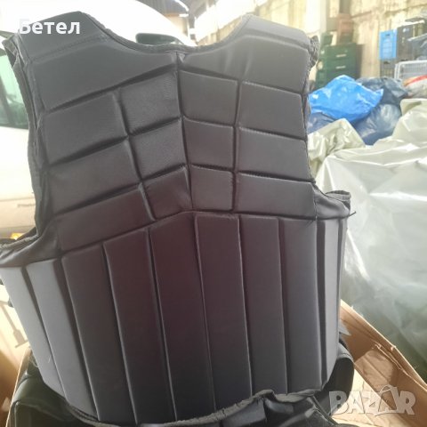 Протектори за езда  Beta 3 ,Germany , снимка 5 - Спортна екипировка - 42462182