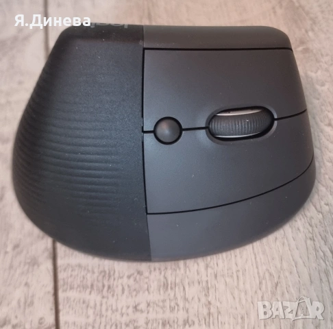 Безжична мишка Logitech , снимка 2 - Клавиатури и мишки - 54221260