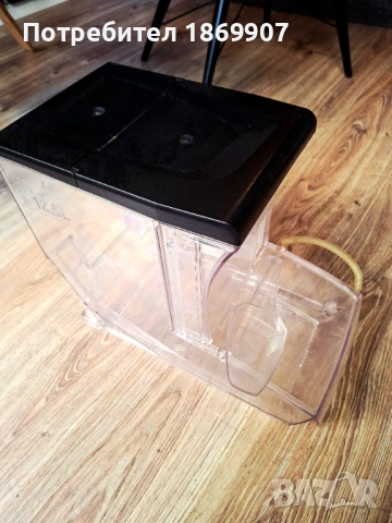 Контейнер за насипни храни