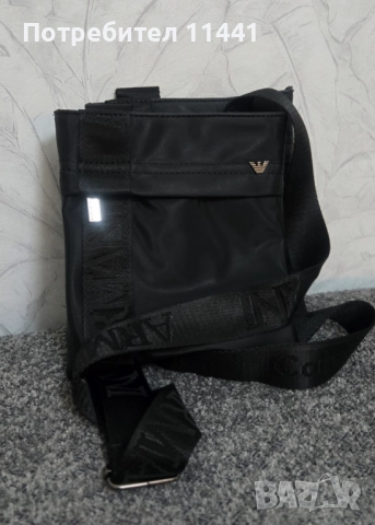 Guess, LV, Karl, Pinko, Armani, снимка 12 - Чанти - 48382333