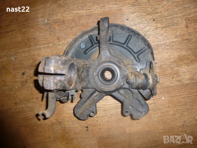 Преден десен шенкел главина Фолскваген Поло 1,4 тди, снимка 3 - Части - 49942059