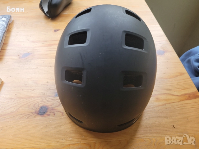 Продавам детска ски/сноуборд каска, снимка 5 - Зимни спортове - 52118912