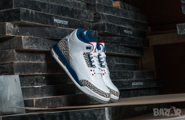 Air Jordan 3 Retro OG "True Blue" 2016год, номер 40 ,5 оригинални маратонки , снимка 2 - Маратонки - 54101965