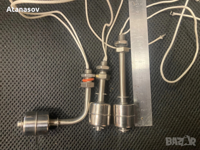 Датчик за ниво на течности, поплавък,прав и на 90градуса