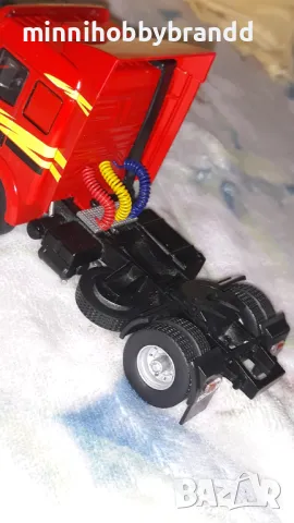 Mercedes Benz 1844 1.43 Scale  SUZI-WAN Top top  top  model Ixo Salvat , снимка 16 - Колекции - 47906789