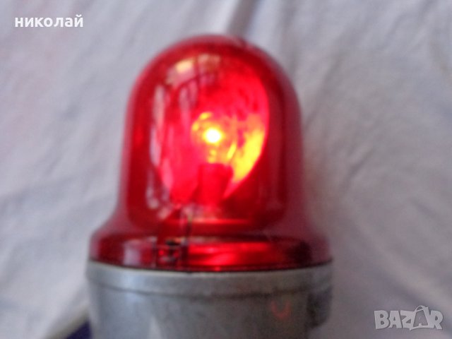 Ретро червена лампа употребявана 12V  напълно изправна Made in Poland произ. 07.1982 год. , снимка 16 - Аксесоари и консумативи - 38781868