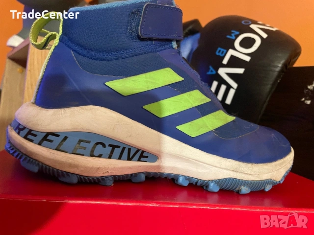 Adidas Reflective 39ти номер , снимка 4 - Маратонки - 53289170
