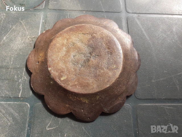 Чиния - стара масивна тежка бронзова чинийка с двуглав орел, снимка 4 - Антикварни и старинни предмети - 53281431