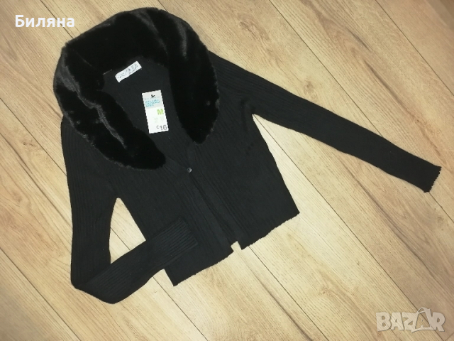 Нова черна жилетка с пух