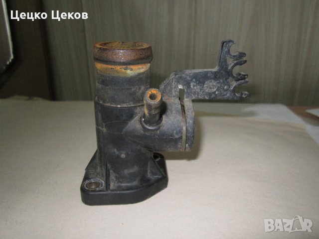 Фланец антифриз, снимка 2 - Части - 32104748
