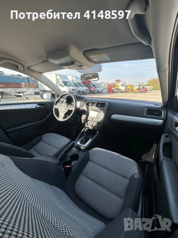 VW Jetta , снимка 11 - Автомобили и джипове - 52145748
