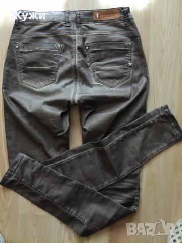 НОВ дамски панталон тип дънки,ЕМ размер, снимка 7 - Дънки - 30383516