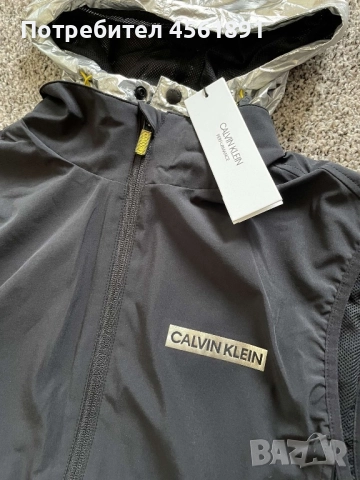 Елек Calvin Klein, снимка 2 - Якета - 51857338
