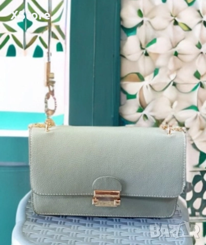 Малка дамска кожена чанта за през рамо. Предлага се в 8 цвята, снимка 6 - Чанти - 52584209