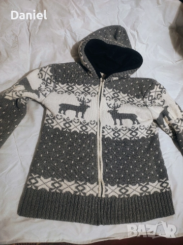 мъжка вълнена жилетка